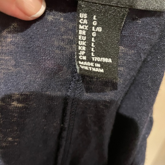 2 for $20 🎉 No Biggie Forever 21 Top - Picture 3 of 3